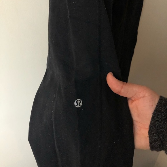 LULULEMON Yoga Athletic Bootcut Workout Pants Size 6 - Picture 3 of 5
